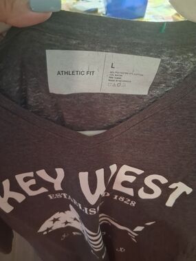 Athletic Fit V‑Neck Tee in Heather Charcoal with White Print Key West